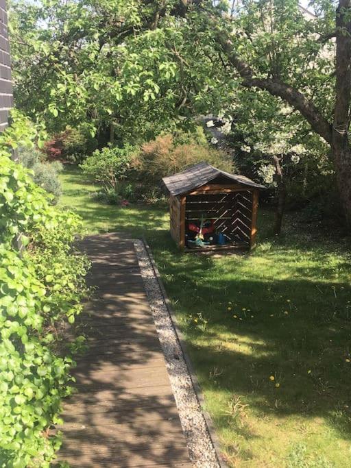 Dom Z Ogrodem Blisko Centrum Poznań Exteriör bild